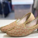 Rust Rose Golden Handcrafted Mojari Jutti for Mens