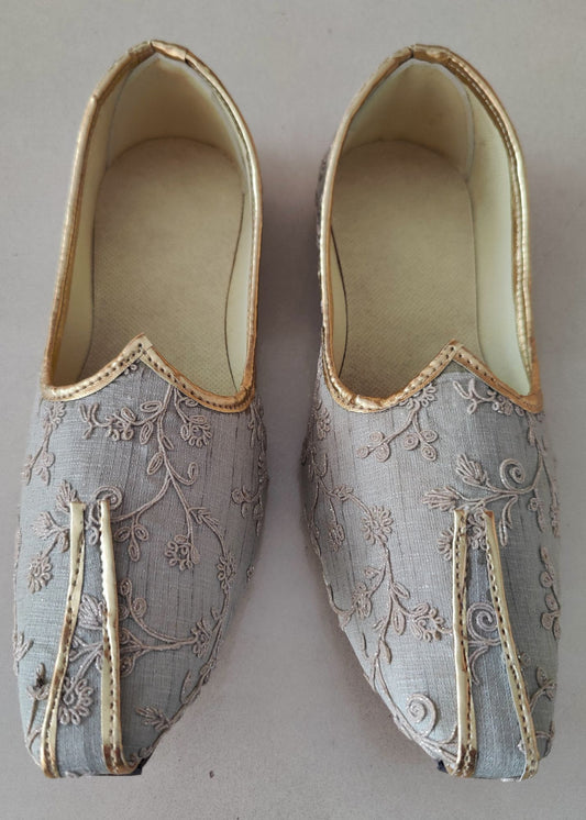 Grey Thread Embroidery Jutti Shoes