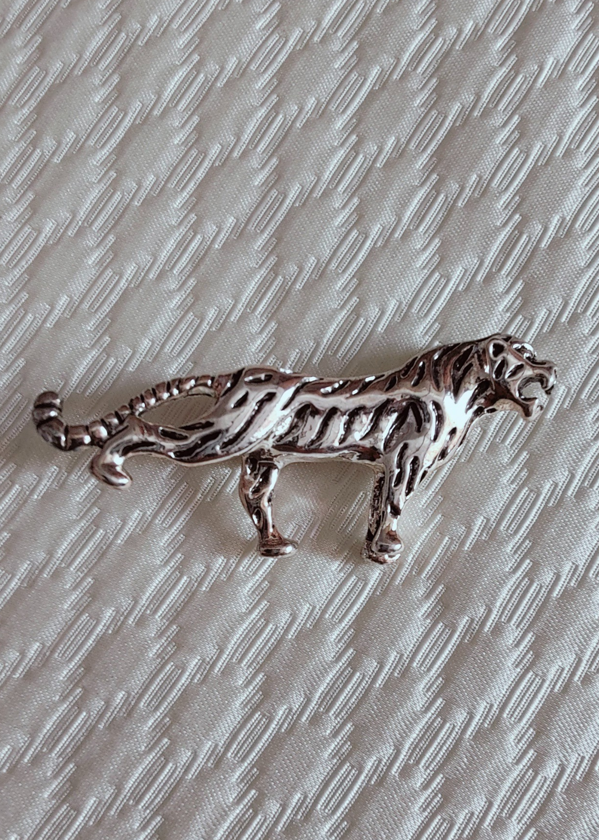 Silver Vintage Tiger  Brooch