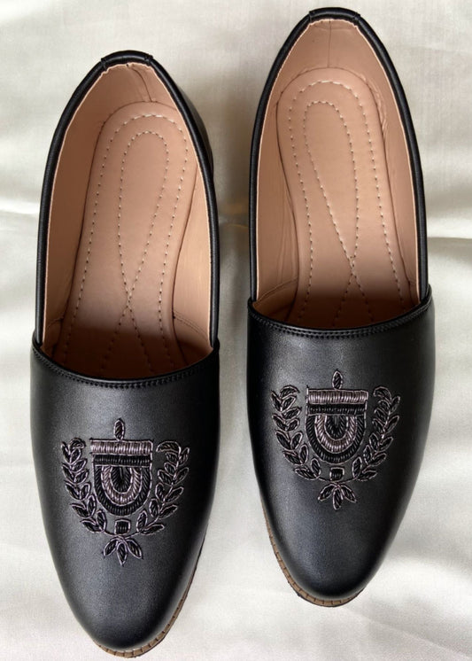 Black Hand Embroidery Leather Loafers Shoes