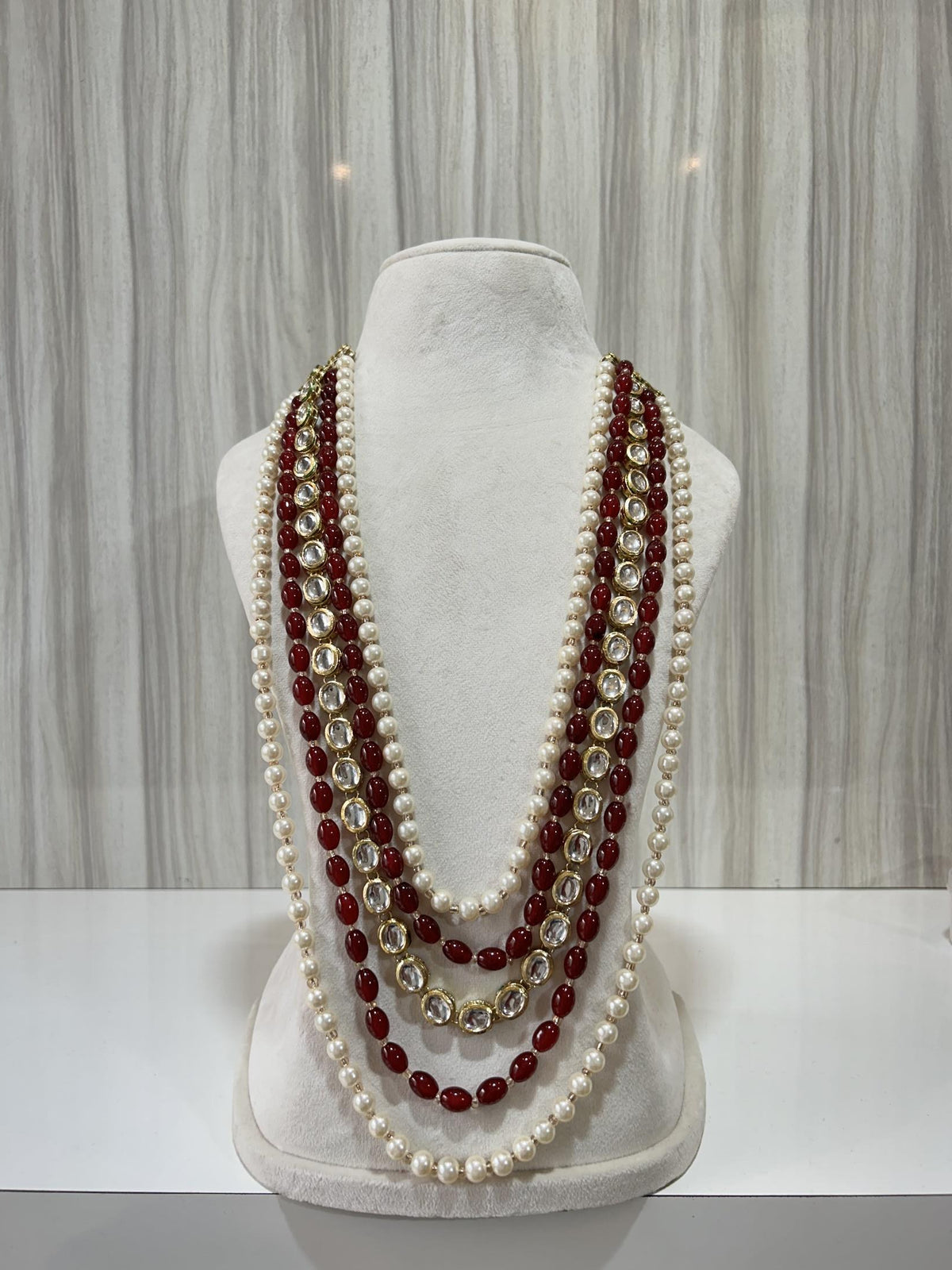 CREAM X MAROON KUNDAN MALA