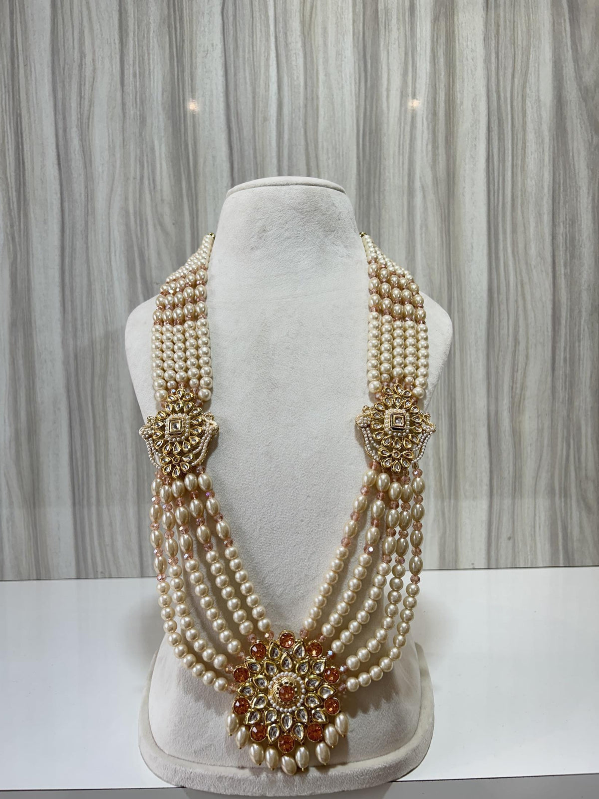 CREAM X LIGHT PEACH KUNDAN MALA