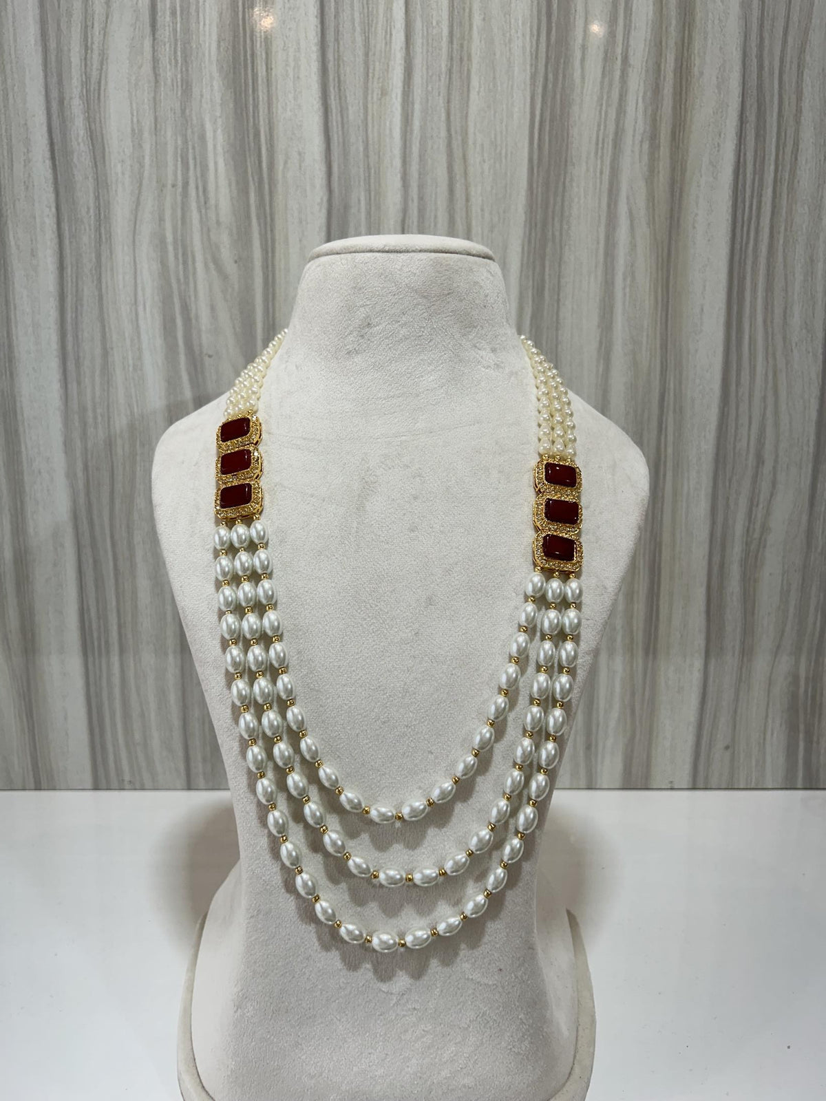 CREAM X MAROON KUNDAN MALA