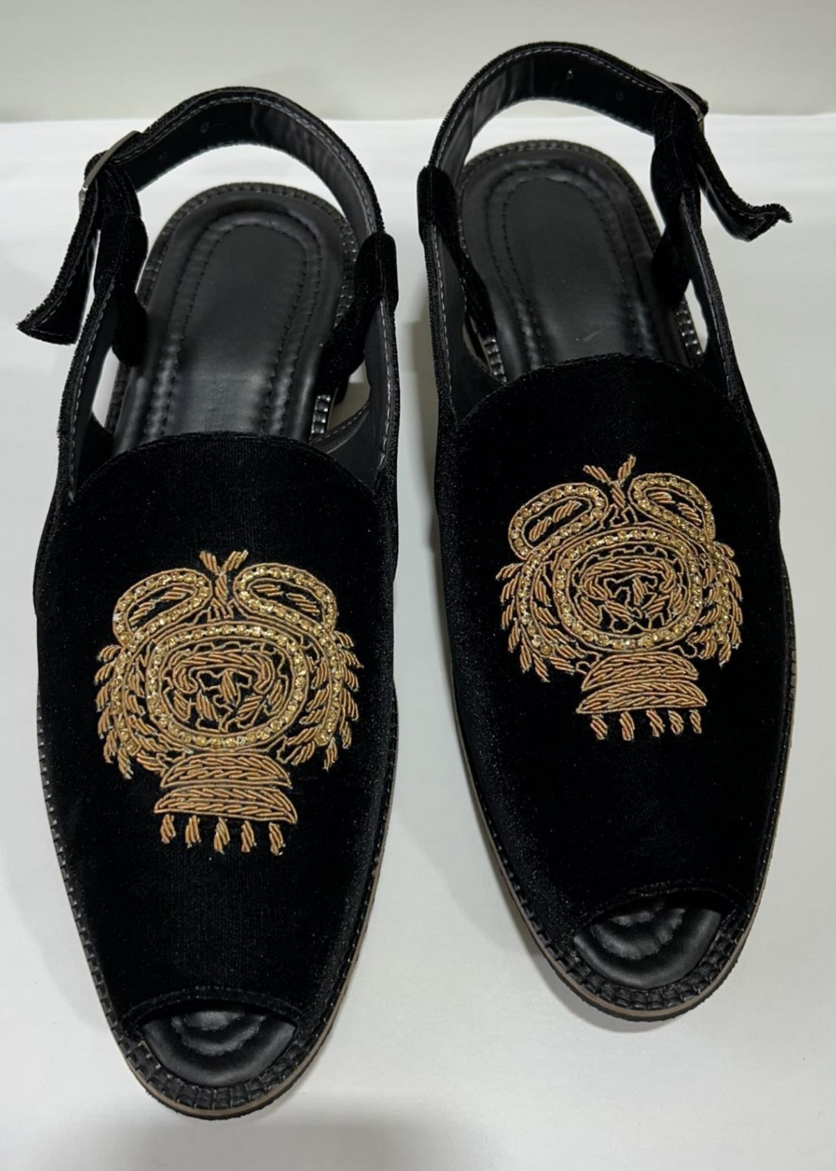 BLACKVELVET HAND EMB SANDLE FOR MEN